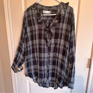 Time and Tru size 20 or XXL black and white plaid long sleeve shirt